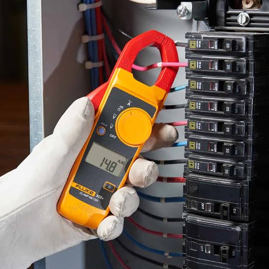 Pinza amperimétrica digital Fluke 302+